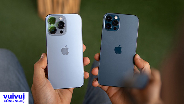 Khác biệt về màu sắc 2 phiên bản màu xanh trên iPhone 13 Pro và 12 Pro